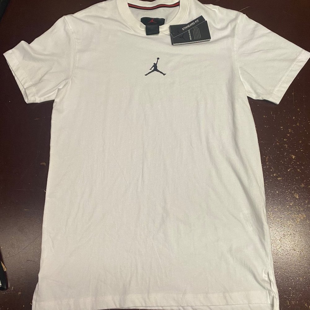 Nike Mens White Air Jordan Dri Fit DA2694-100 Pullover T Shirt Size SMALL